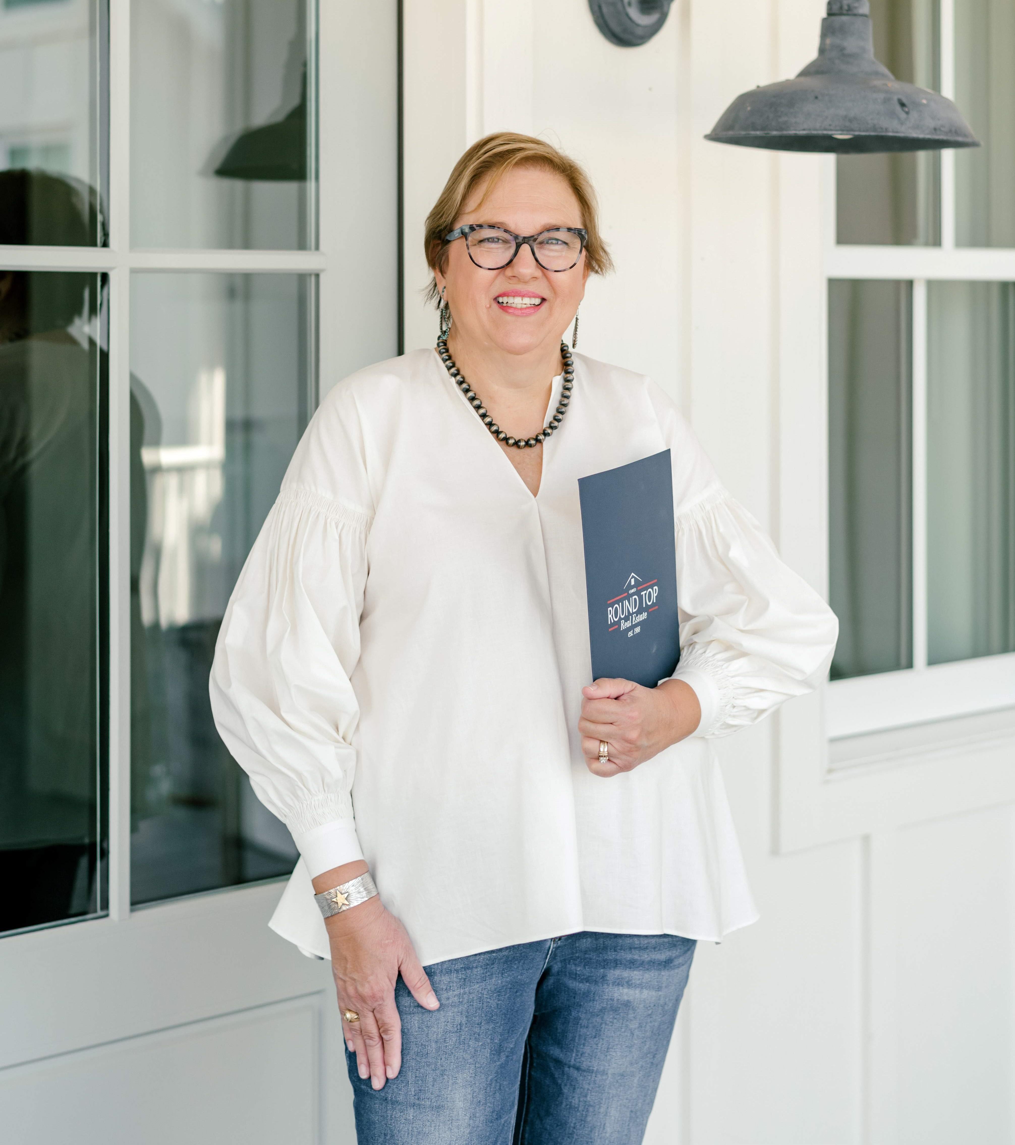 Realtor Profile Picture