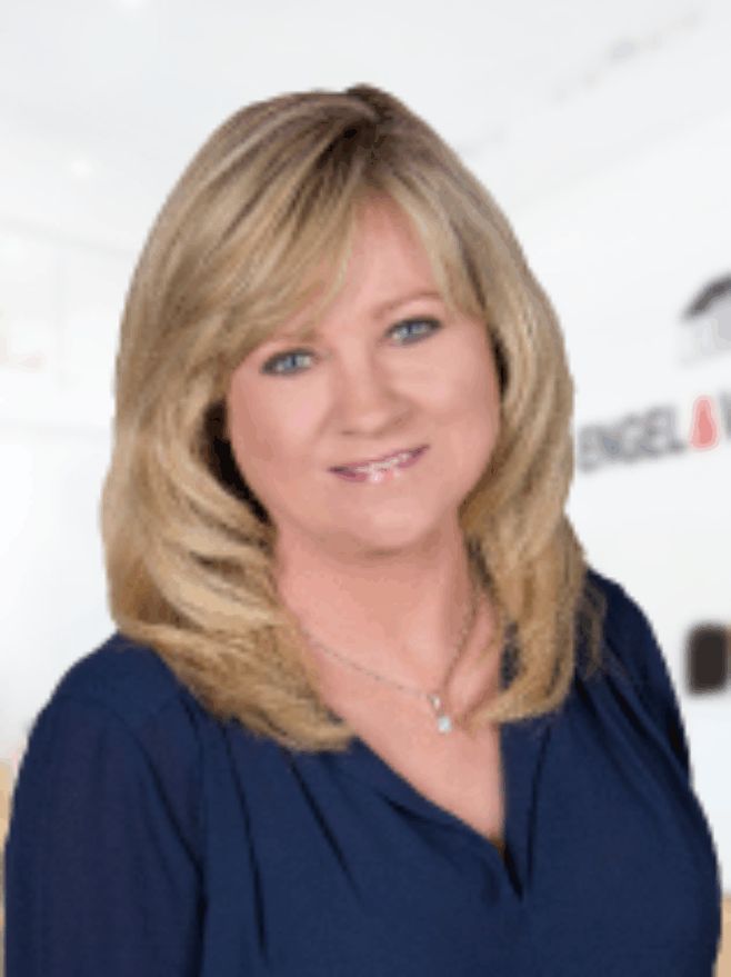 Realtor Profile Picture