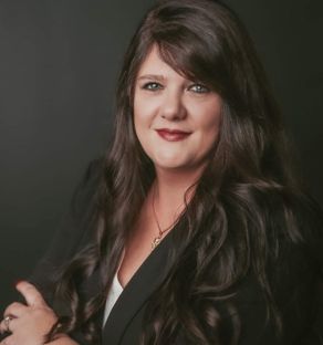 Realtor Profile Picture