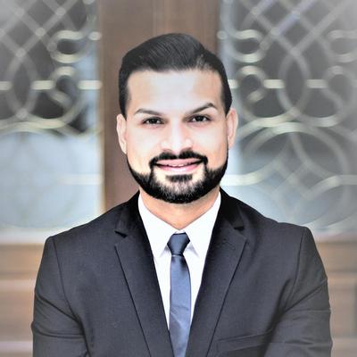 Realtor Profile Picture