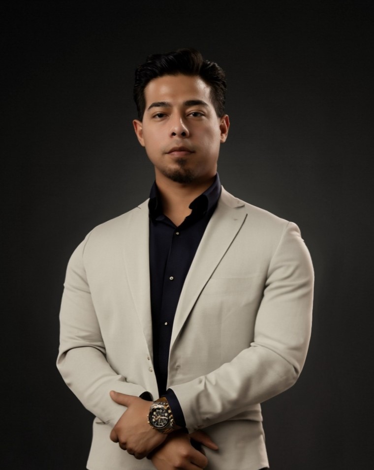 Realtor Profile Picture