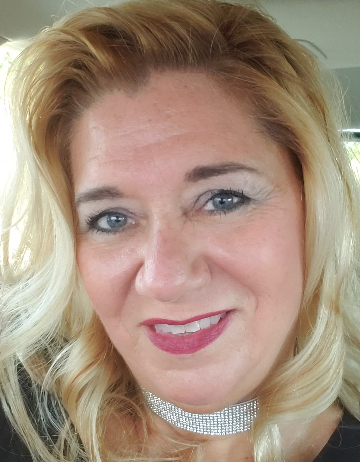 Realtor Profile Picture