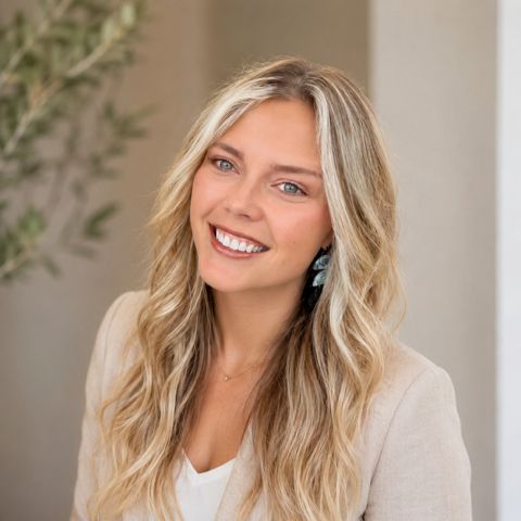Realtor Profile Picture