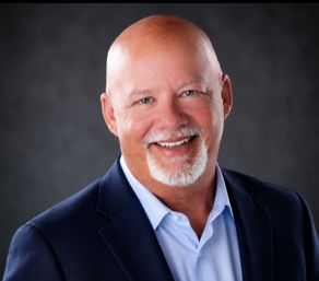 Realtor Profile Picture