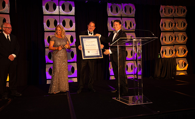 Tray Bates is installed as the 2019 chairman of Texas REALTORS®.