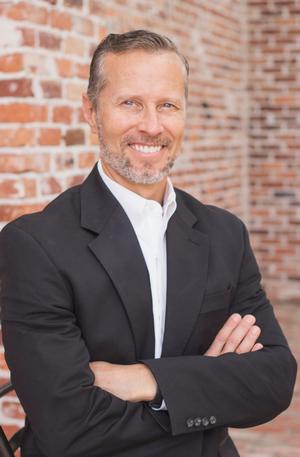 REALTOR® Profile Picture