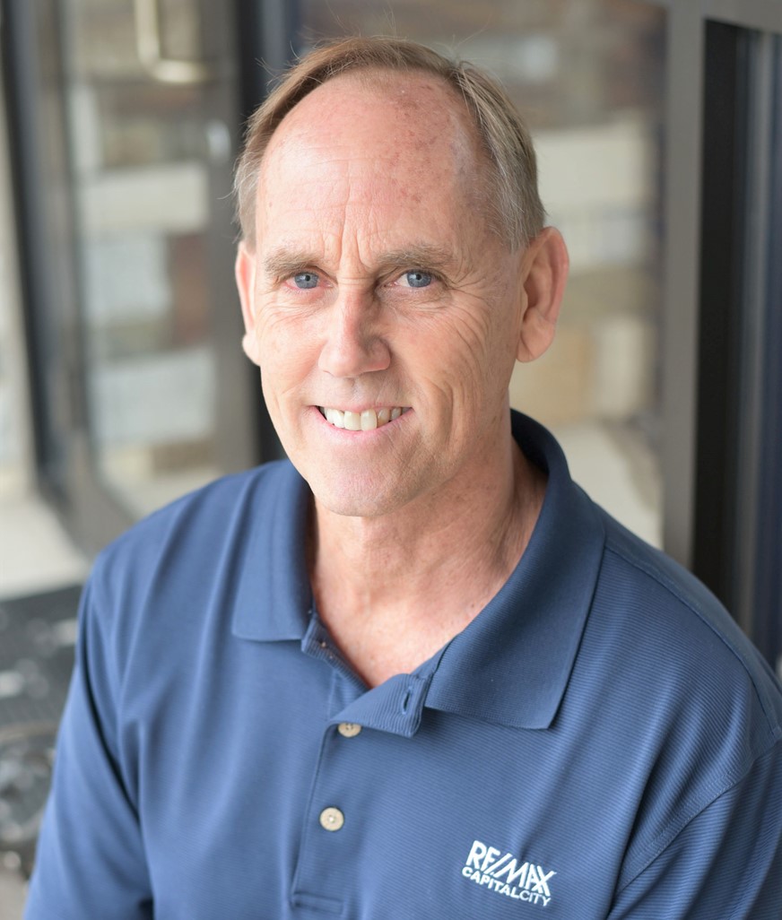REALTOR® Profile Picture