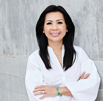 REALTOR® Profile Picture