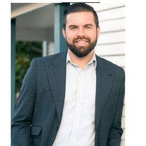 REALTOR® Profile Picture