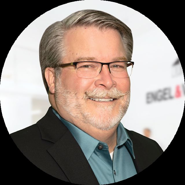 REALTOR® Profile Picture