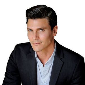 REALTOR® Profile Picture