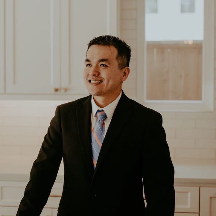 REALTOR® Profile Picture