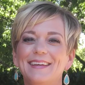 REALTOR® Profile Picture