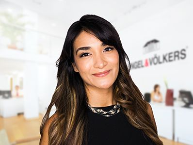 REALTOR® Profile Picture
