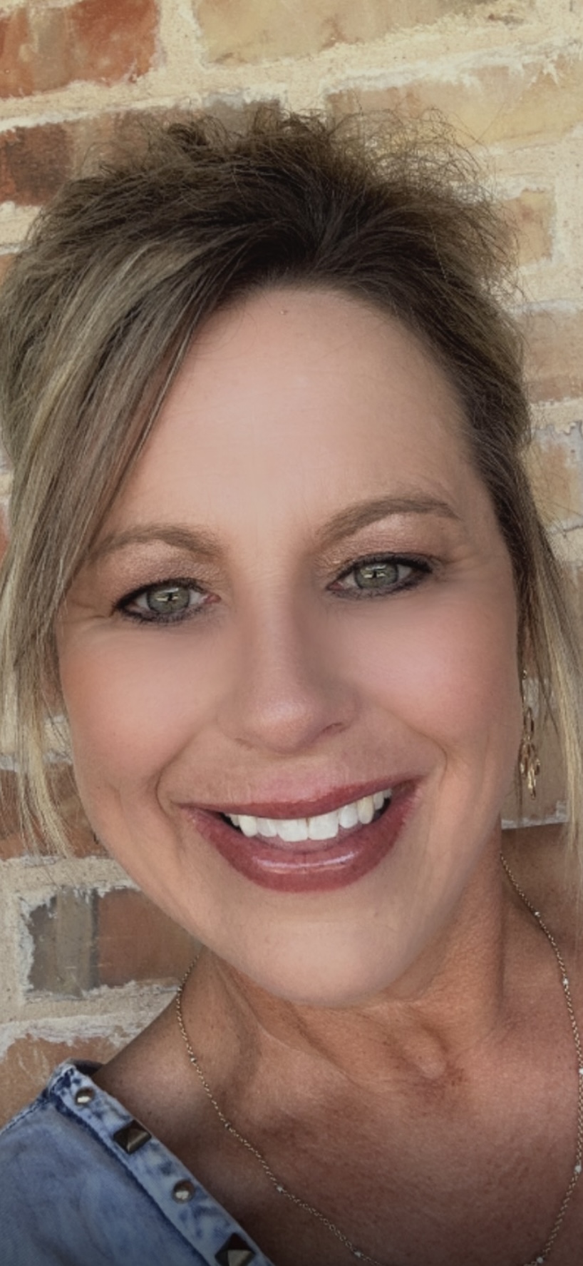 REALTOR® Profile Picture