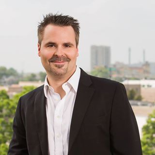 REALTOR® Profile Picture