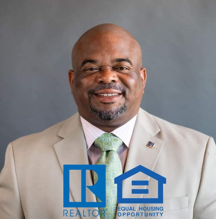 REALTOR® Profile Picture