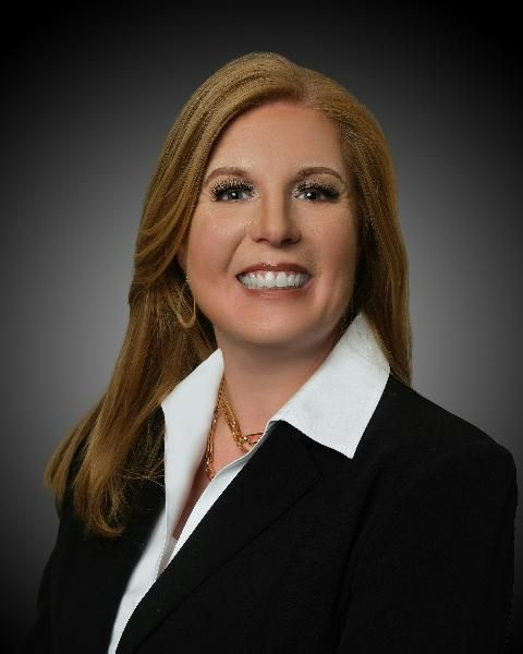 REALTOR® Profile Picture