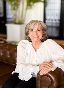 REALTOR® Profile Picture