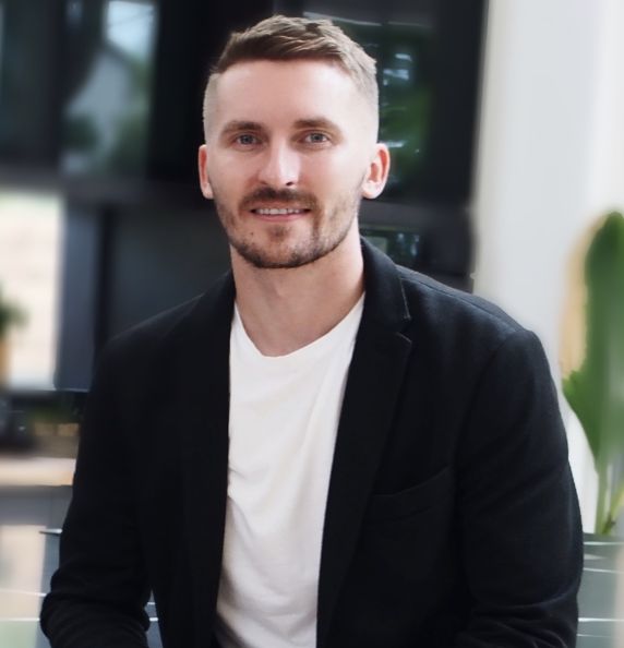 REALTOR® Profile Picture