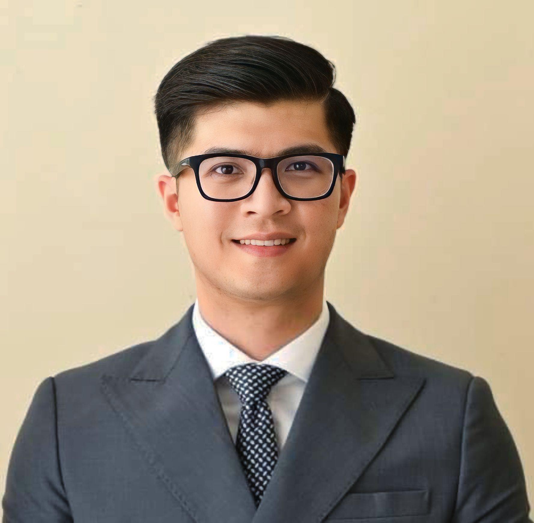 REALTOR® Profile Picture